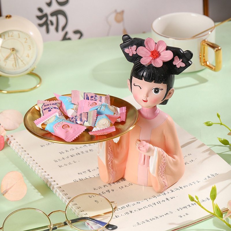 Tượng Cô gái bê khay đựng mỹ phẩm trái cây trang trí, làm quà tặng sinh nhật- khai trương nhiều màu.