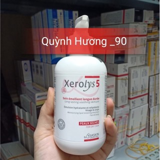 Kem dưỡng ẩm xerolys 5 200ml giúp dưỡng ẩm và phục hồi da khô.