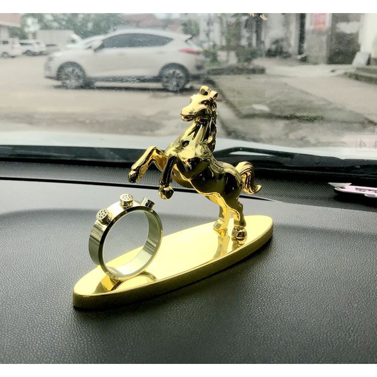 Nước hoa để xe hơi hình ngựa mạ vàng phong thủy khủ mùi tốt