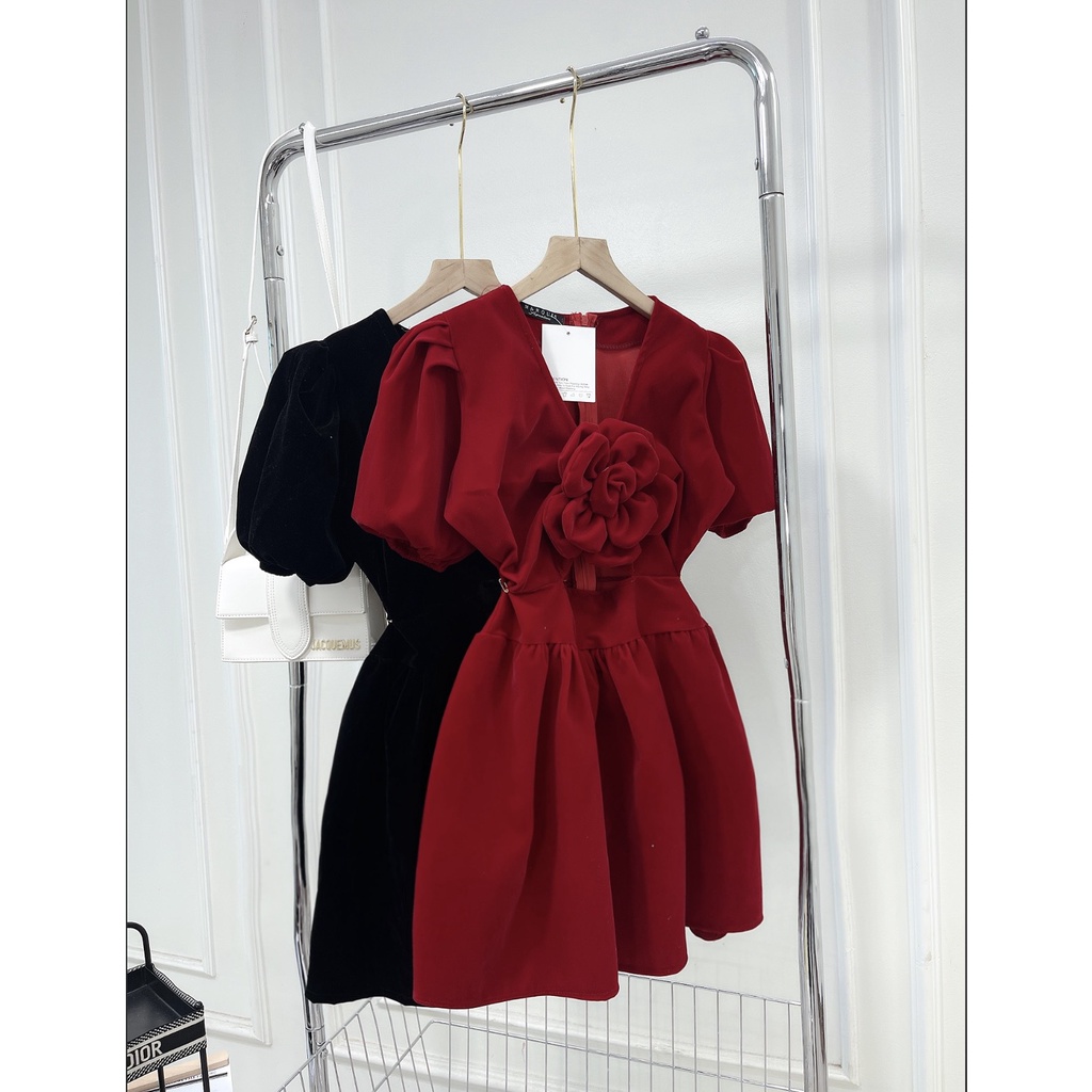 ĐẦM NHUNG TAY PHỒNG XOẮN NGỰC ĐÍNH HOA 2M