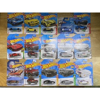 Xe mô hình Hot Wheels 1/64 lựa chọn ngẫu nhiên