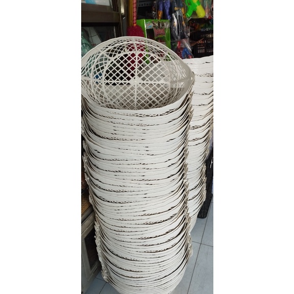 1 cái giỏ gói quà, gói trái cây