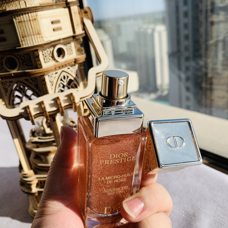 Tinh Chất Dưỡng Da Dior Chiết Xuất Mật Ong Và Hoa Hồng 30ml