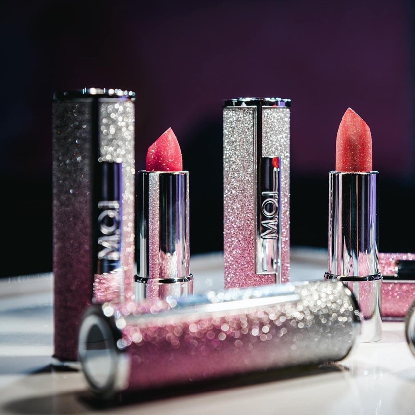 Son thỏi M.O.I Hồ Ngọc Hà Thanh Hằng The Stars Collection Sparkling Matte Lipstick 3.5g phiên bản giới hạn