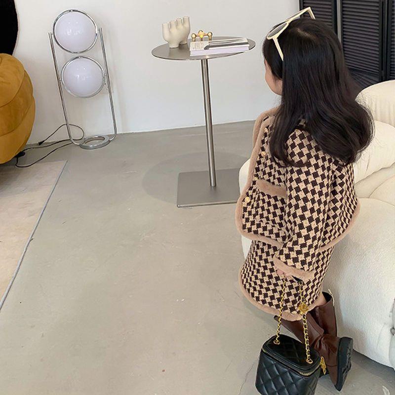 Bộ Áo Khoác + Chân Váy Họa Tiết Kẻ Sọc Phong Cách Hàn Quốc Thời Trang Mùa Đông Xinh Xắn Cho Bé Gái
