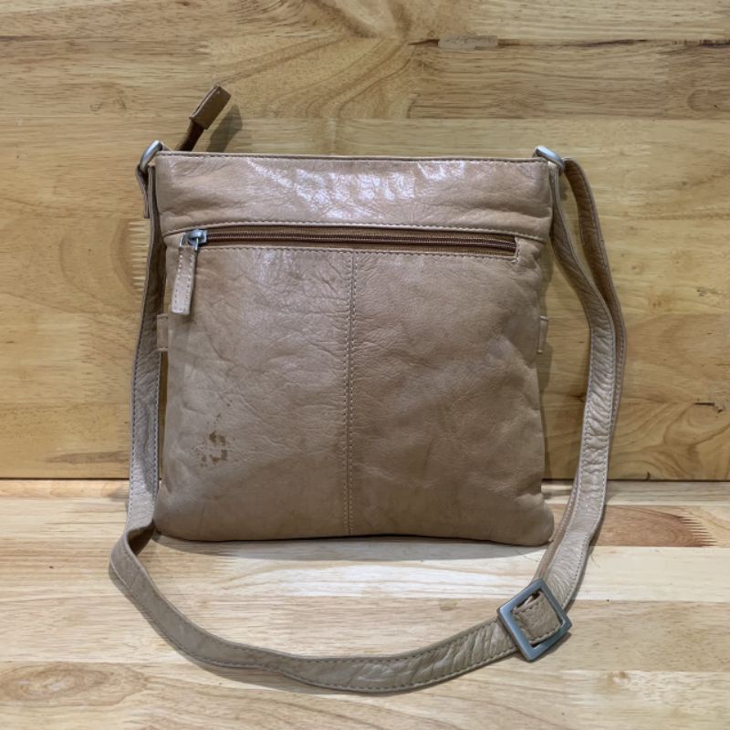 Túi đeo chéo nam nữ da mộc secondhand  18201122