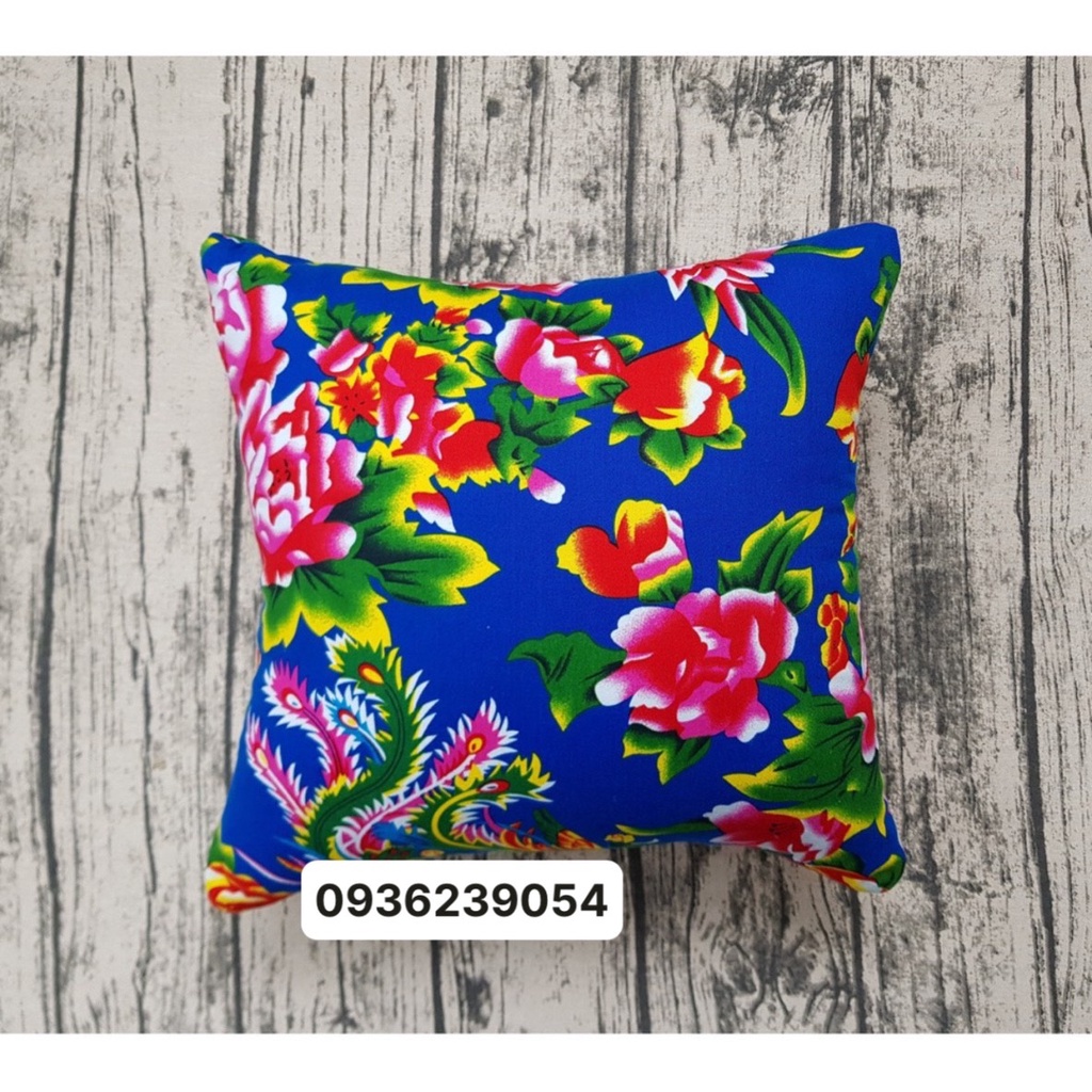 Gối tựa lưng con công vải đẹp 45cmx45cm