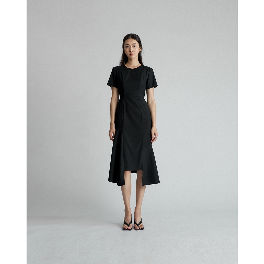 Đầm chiết eo cách điệu KHÂU BY CQ Bastille