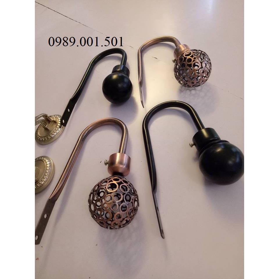 Tay Cài rèm , vén rèm 2 trong 1 hình quả cầu