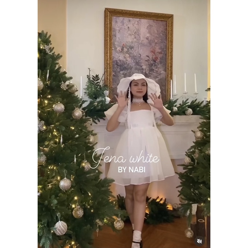 ĐẦM BBD VOAN TƠ TAY BO CỔ VUÔNG