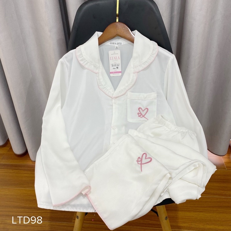 Bộ Dài Tay Lụa Tằm Thái In Hình Tim Siêu Xinh