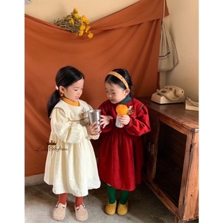 Váy Nhung trắng đỏ
