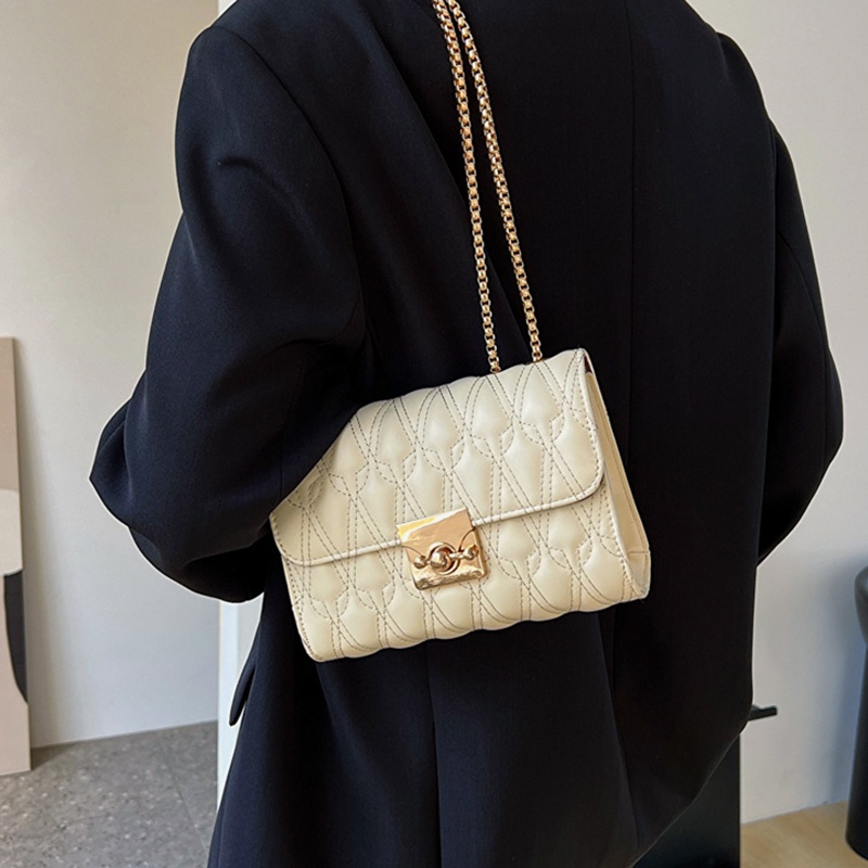 Túi Đeo Vai Dây Xích Màu Đen Đơn Giản Thời Trang Cho Nữ