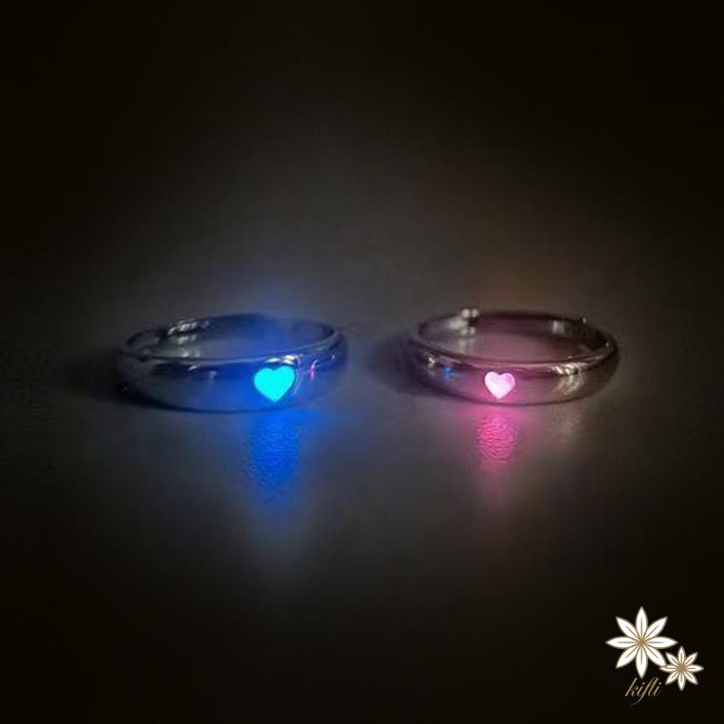 1 Nhẫn Dạ Quang Hình Trái Tim Màu Sắc Cho Nam Và Nữ