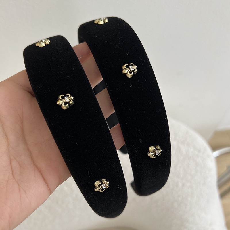 Băng Đô Cài Tóc Bằng Nhung Cao Cấp Màu Đen Phong Cách Pháp Thời Trang 2022 Cho Nữ