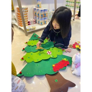 Cây Thông Noel Dán Kèm Phụ Kiện ( không đèn nháy)$