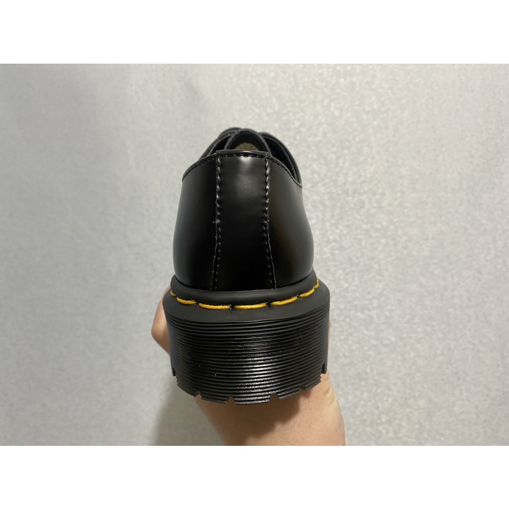 Giày Dr.Martens Airwair cổ thấp mũi tròn bằng da đế dày dành cho nữ