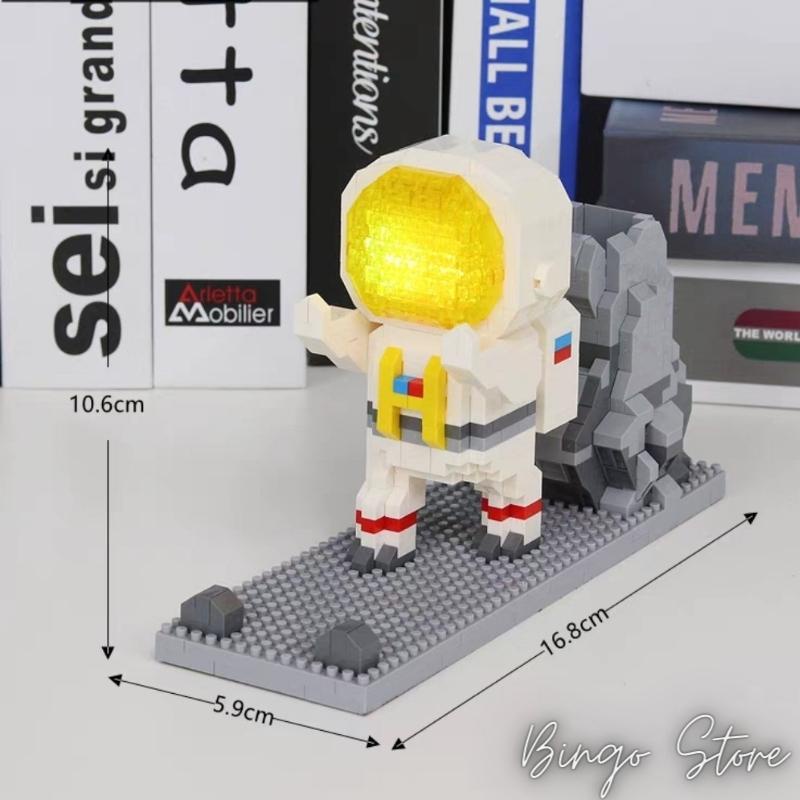 MÔ HÌNH LẮP RÁP HỘP BÚT GIÁ ĐỠ ĐIỆN THOẠI HÌNH PHI HÀNH GIA KÈM ĐÈN LED 840 CHI TIẾT