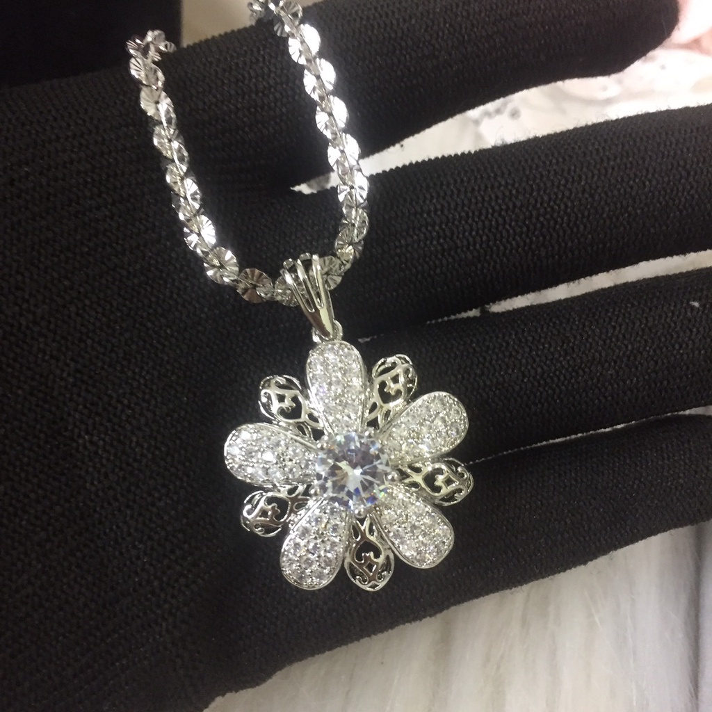 Dây Chuyền Nữ Đính Đá V1034 xi vàng và V1035 xi bạc  hoa năm cánh bản lớn đá đẹp