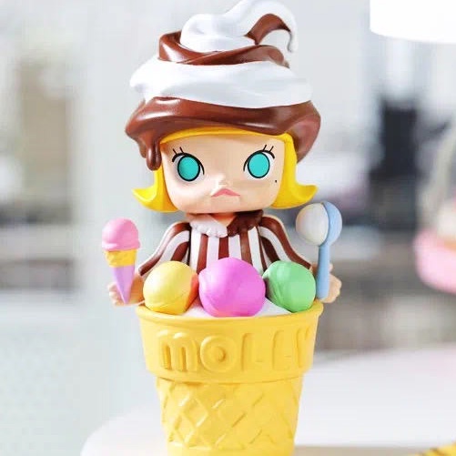 ★Hgtoys★   Popmart Molly's Day Series Blind Box Doll Tide Play Ornament Gift