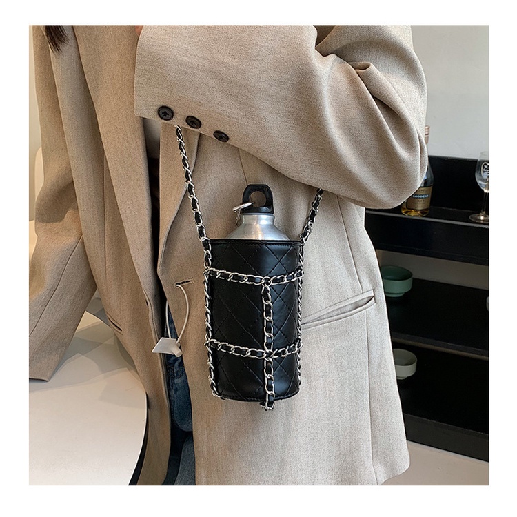 Túi Đeo Chéo Hình Chai Nước Đính Kim Cương Giả Độc Đáo Thời Trang 2022