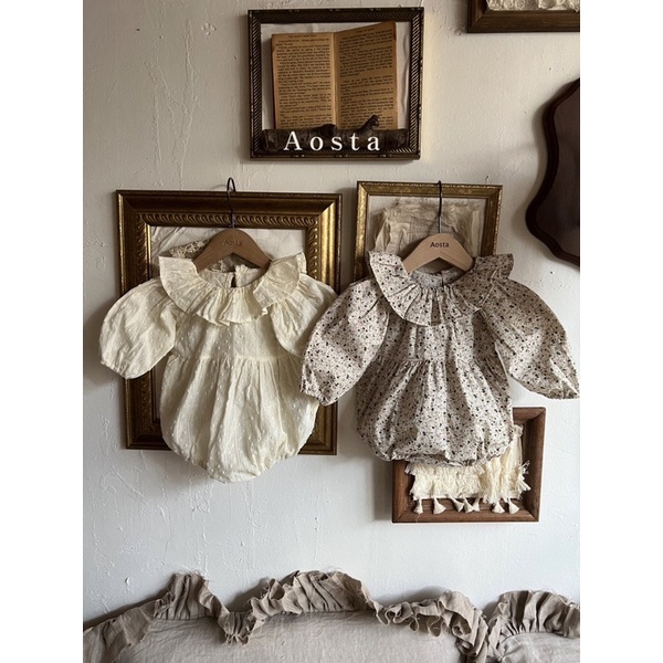 SUIT CHẤM BI AOSTA