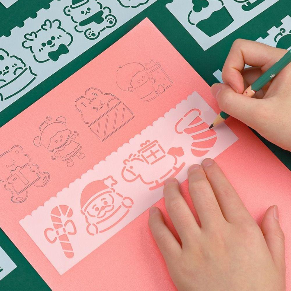 Bộ 4 Thước Khuôn Vẽ Họa Tiết Merry Christmas Độc Đáo Tiện Dụng Cho Học Sinh