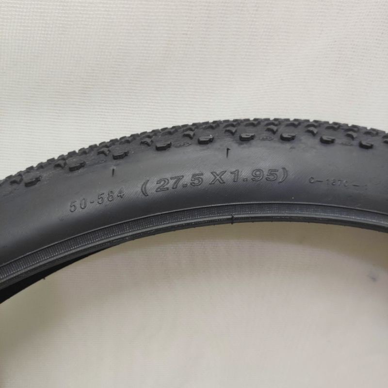 Lốp vỏ xe đạp địa hình 27.5x1.95 CST