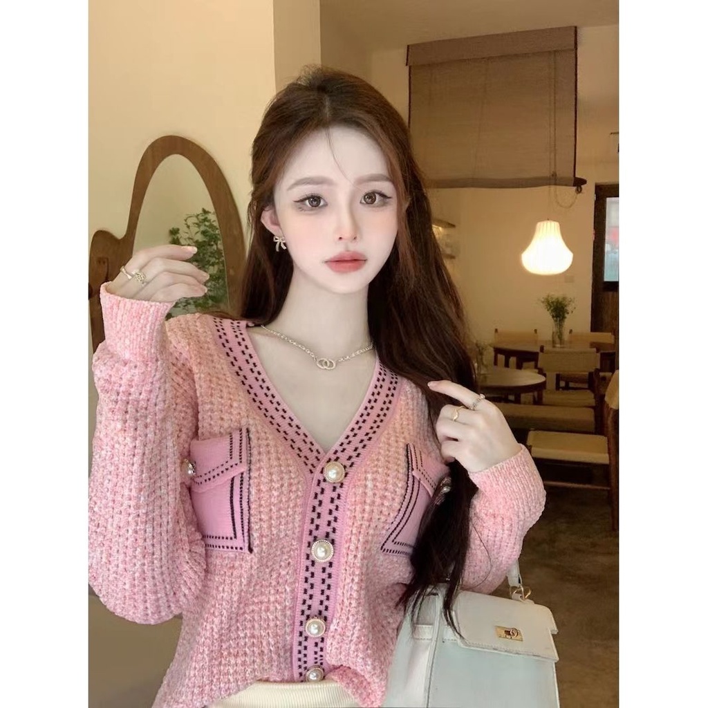 Áo Khoác Cardigan Dệt Kim Cổ Chữ V Cài Nút Ngọc Trai Cao Cấp Phong Cách Pháp Thời Trang Cho Nữ