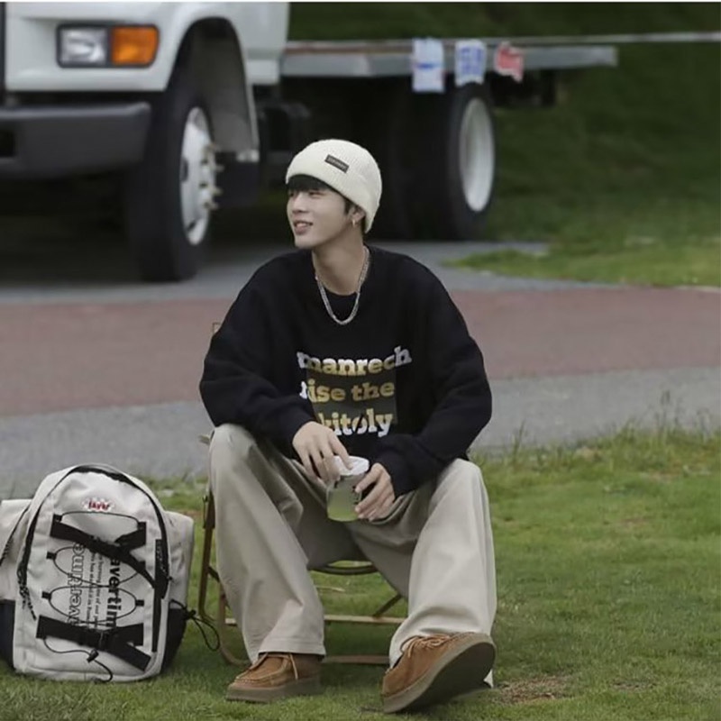 Inf Áo sweatshirt Cổ Thuyền Màu Cà Phê In Chữ Giản Dị Cho Nam