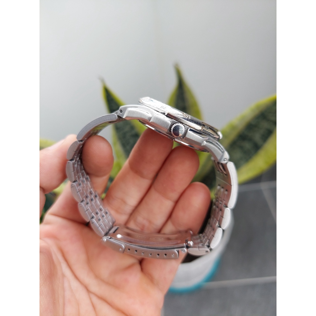 Đồng hồ nam Guess mặt xanh chạy pin hàng si