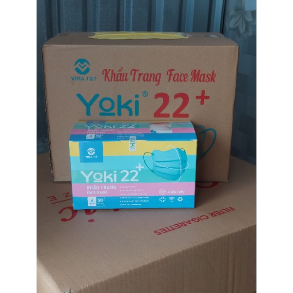 1 THÙNG 300 CÁI KHẨU TRANG YOKI 22+