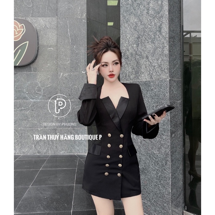 Váy dài tay đính cúc