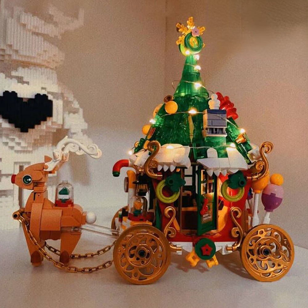 đồ chơi Lắp ráp Mô hình Cây thông giáng sinh Panlos 601012 Christmas Elk Car Santa Claus Sled WIth Lights