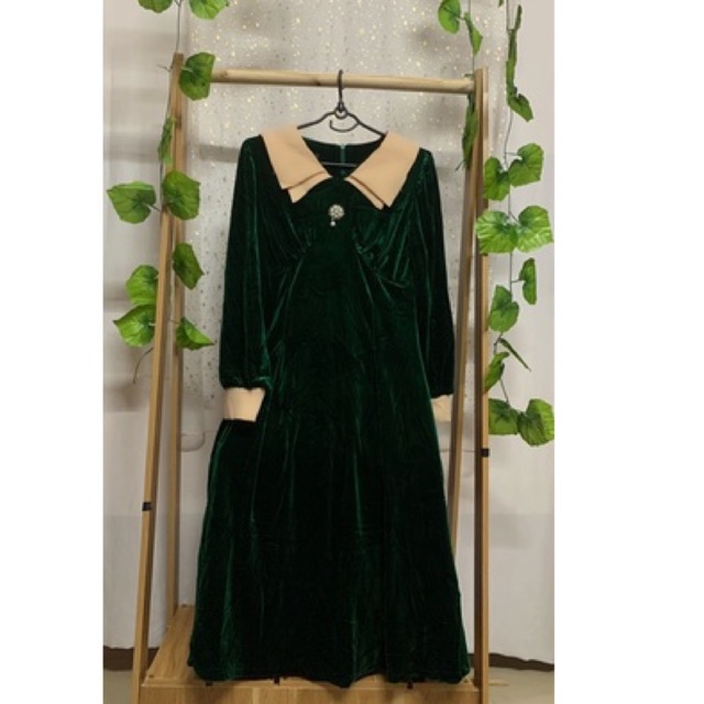 Đầm nhung tay dài