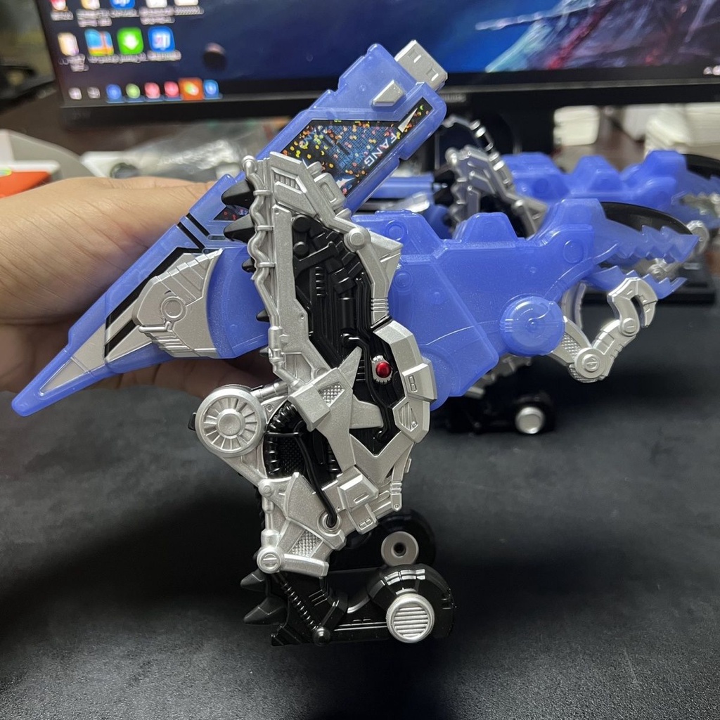Đồ chơi CSM Fang Memory - Kamen Rider W - Kamen Rider Double Fang (Phiên bản rep fap sư, có thể chơi với DX và CSM)