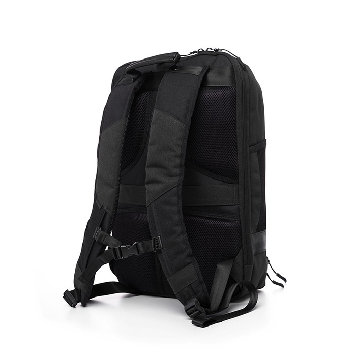 Balo 15.6 inch AGVA Traveller Daypack 15.6 inch  LTB357BLACK Kích thước: 33.5 x 11.5 x 46 cm Bảo hành 02 năm chính hãng