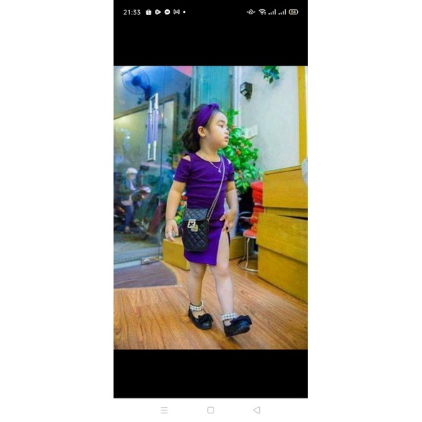 Đầm Body Xẻ Tà Bé Gái Siêu Xinh
