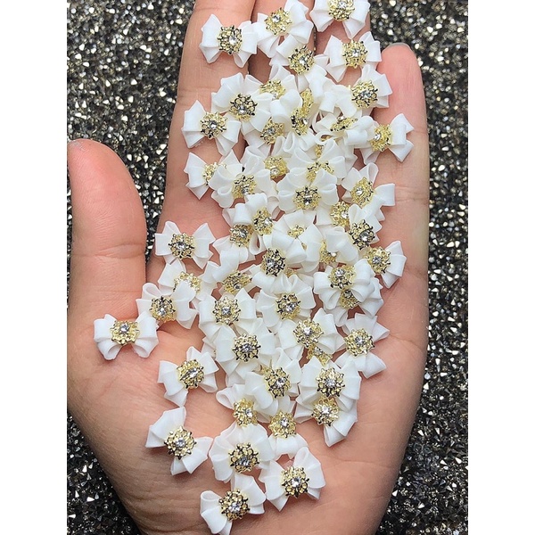 Nơ bột gắn móng siêu xinh (1 cái )