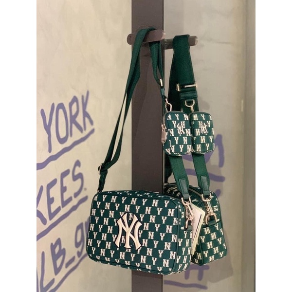 Túi Đeo Chéo MLB Monogram Jacquard Crossbody Bag New York Yankees Màu Đen 3Acrm012N-50Bks