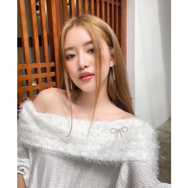 Đầm trễ vai babydoll tay bồng bo chun đính kèm nơ kim loại  Aguja- LILI DRESS