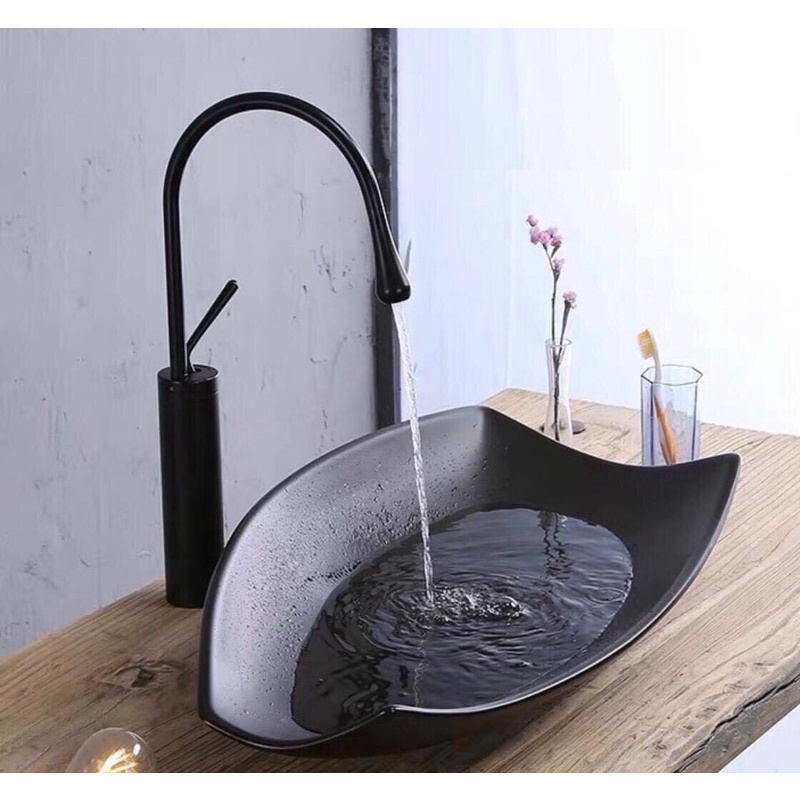 Lavabo để bàn nghệ thuật màu đen (KT 60x35)