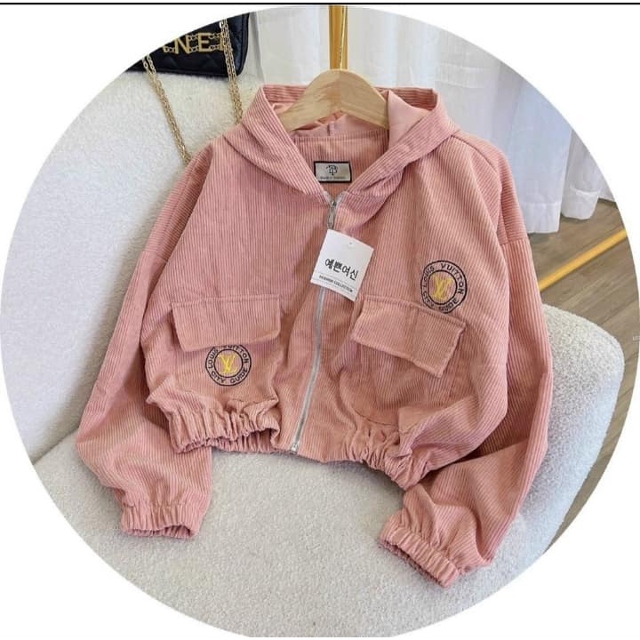 Áo khoác bomber cho nữ chất nhung gân,  form dáng trẻ trung có mũ