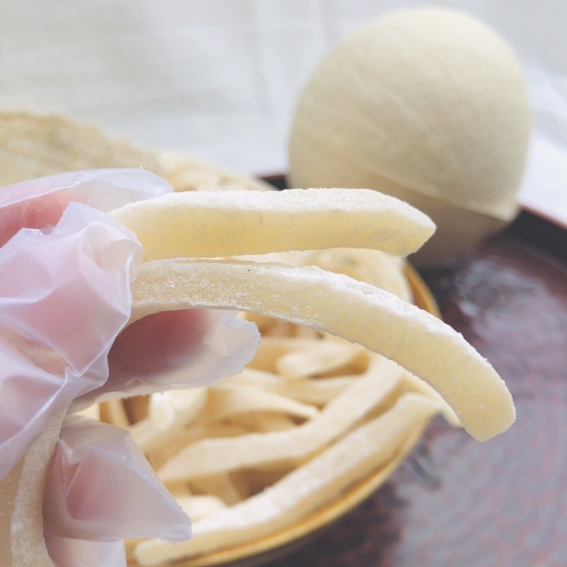 Mứt dừa non sợi dẻo sên sữa tươi lá dứa nhà làm chuẩn ngon