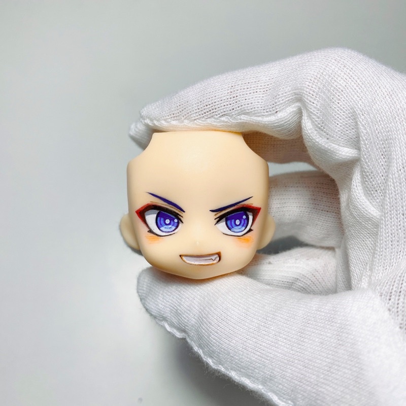 Mặt Scaramouche nét thiếu niên