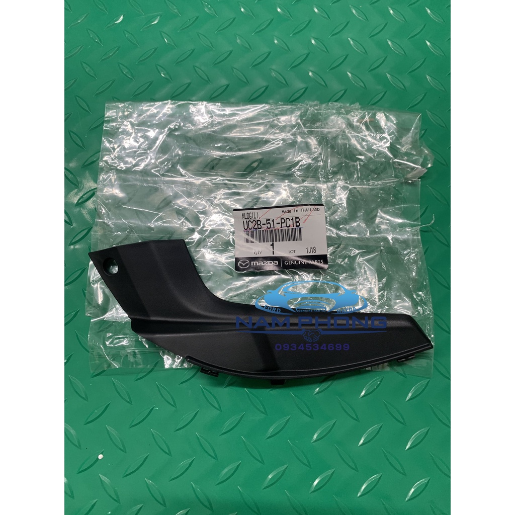 Ốp bản lề Capo Mazda BT50 13-18 bên lái LH - UC2B51PB1B
