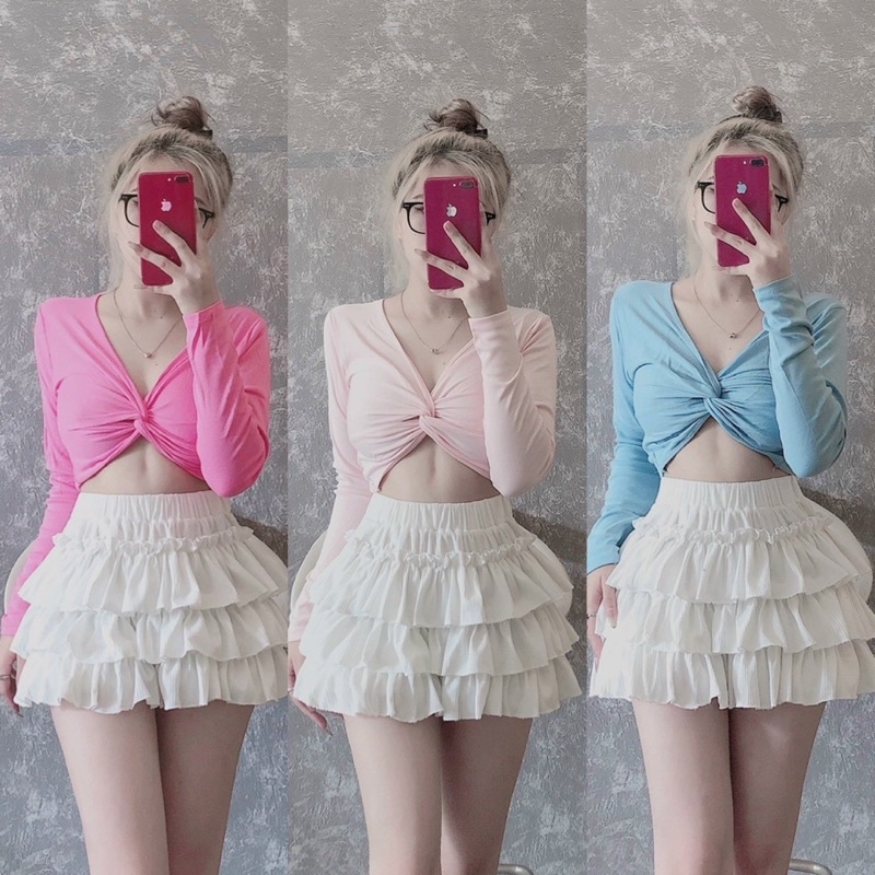 Áo Thun Xoắn Ngực Tay Dài Croptop