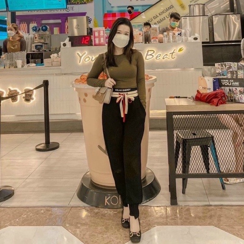 Quần jogger dây xốp