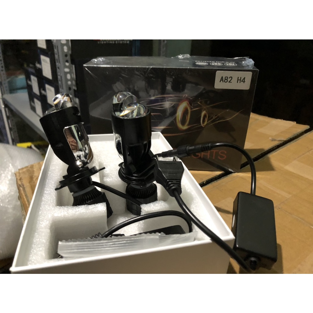 Đèn pha mini gương cầu A82 chân H4