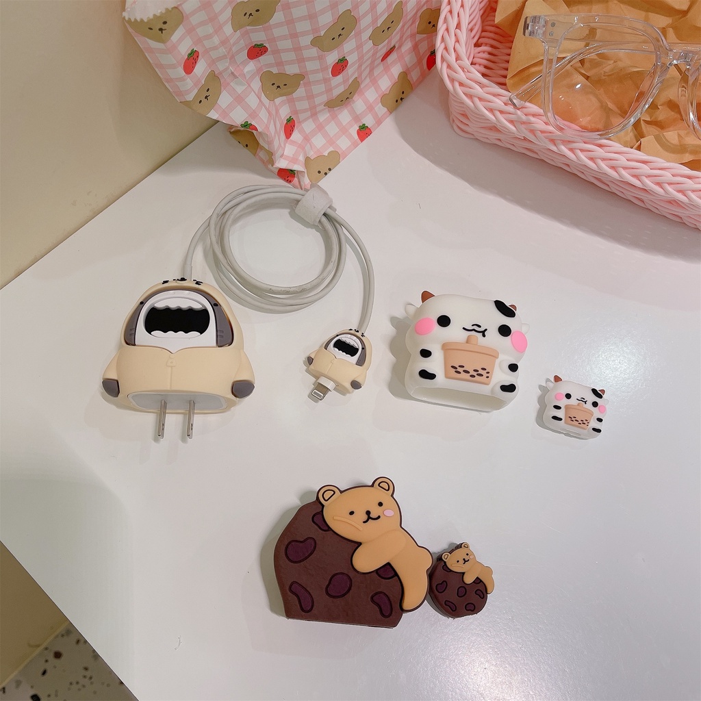 Set 2 Dây Cáp Sạc Nhanh / Truyền Dữ Liệu USB Type-c Hình Cá Mập 3D Bằng Silicon Chống Sốc Cho Apple iphone / ipad 18W / 20W Ốp